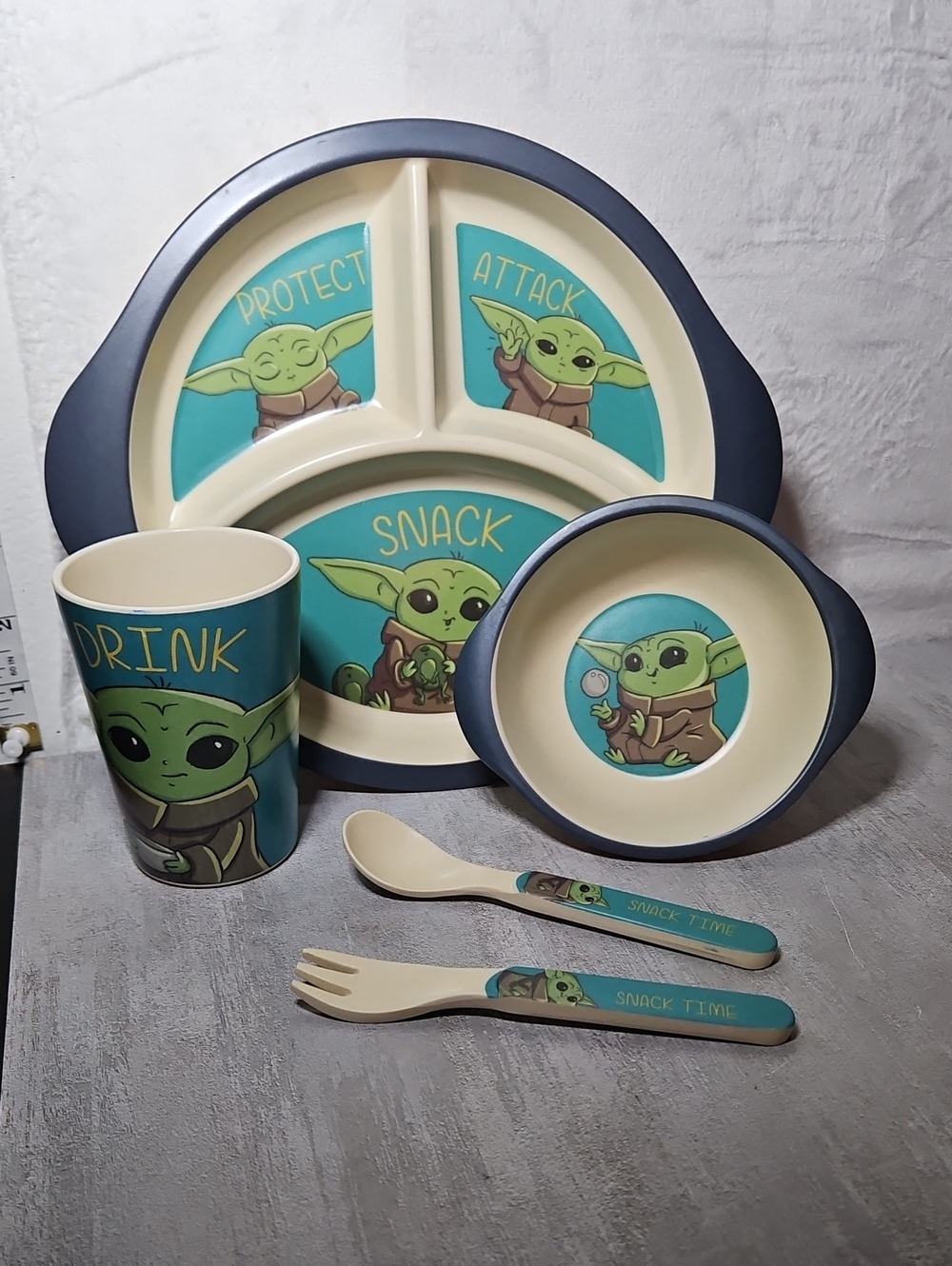 Star Wars The Mandalorian Grogu Baby Yoda 5-piece bamboo fiber kids' dinnerware